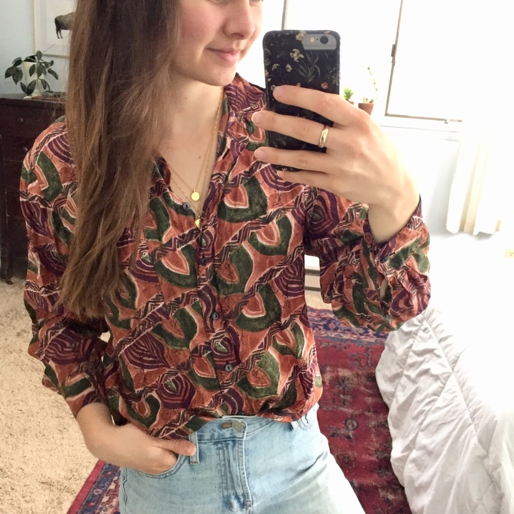 Vintage silk patterned top - Picture 2 of 5
